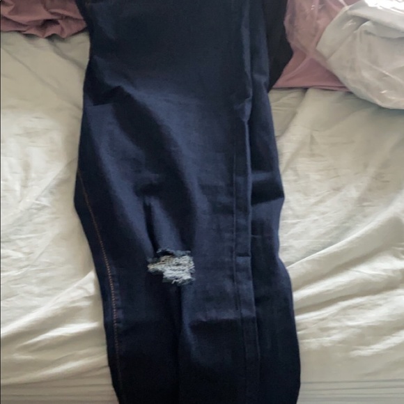 Boohoo jeans size 24 US - Picture 3 of 3